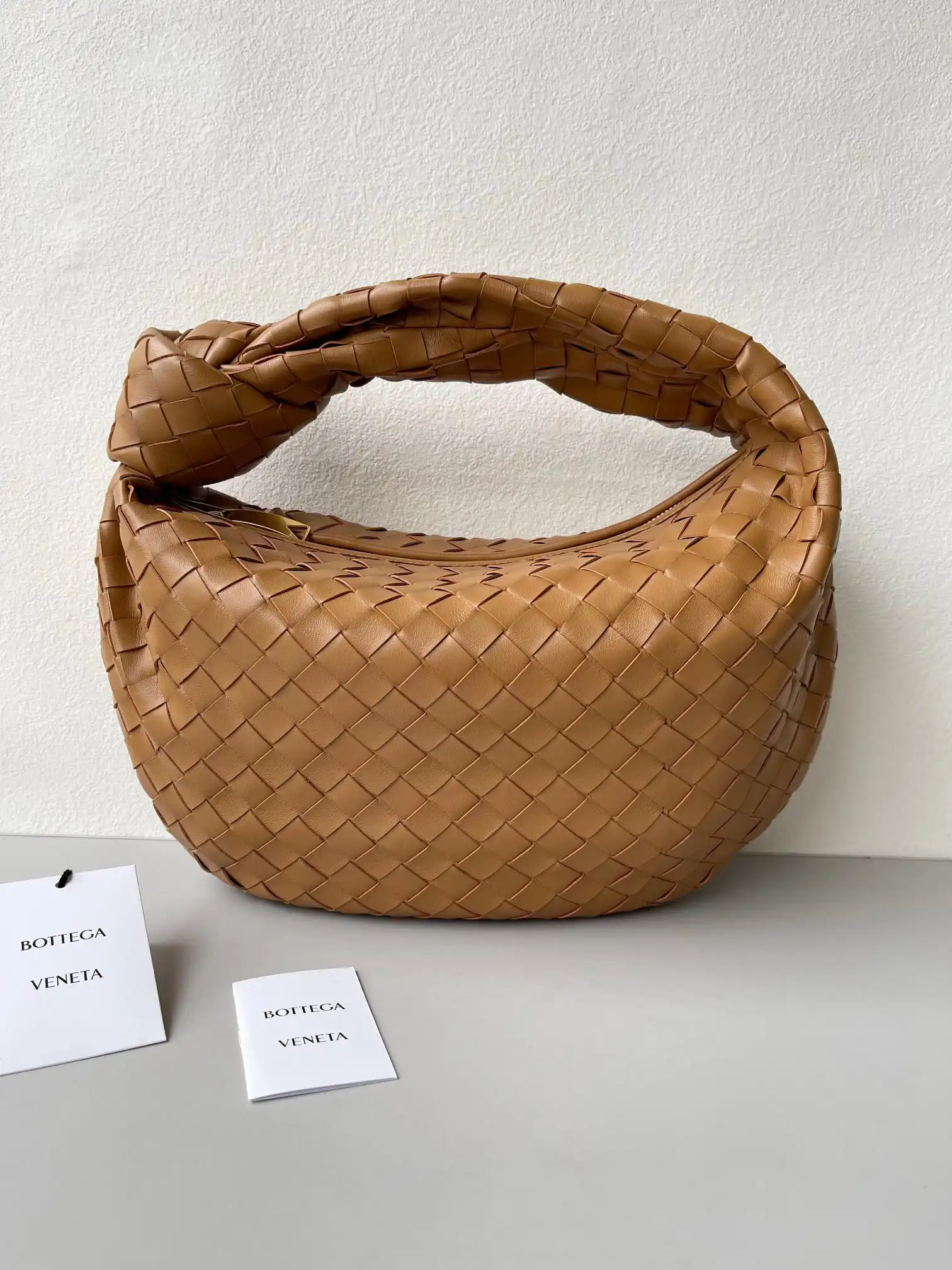 BOTTEGA VENETA Teen Jodie 0125