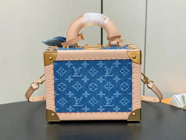 Cheap HOT SALE LOUIS VUITTON Petite Valise bag-22.5*17.5*11CM 0129