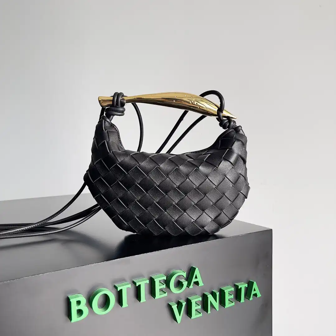 BOTTEGA VENETA  MINI Sardine Top Handle Bag 0125