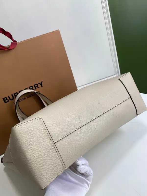 BURBERRY Tote bag-35*12*29CM 0124