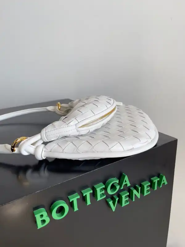 Cheap HOT SALE BOTTEGA VENETA Small Gemelli 0131