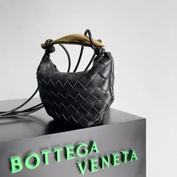 BOTTEGA VENETA  MINI Sardine Top Handle Bag 0125