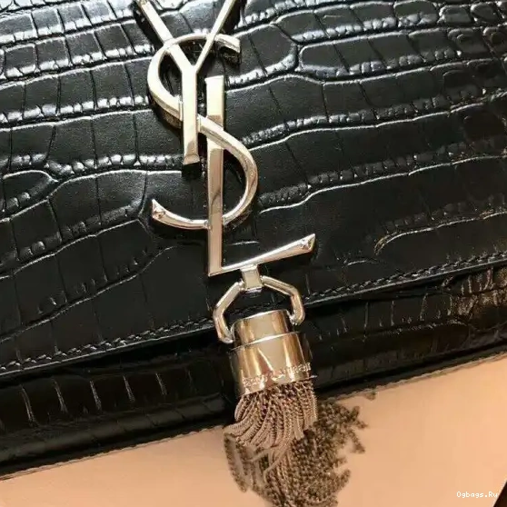 YSL KATE MEDIUM 0220