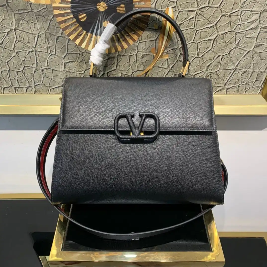 VALENTINO VSLING GRAINY CALFSKIN HANDBAG 0206