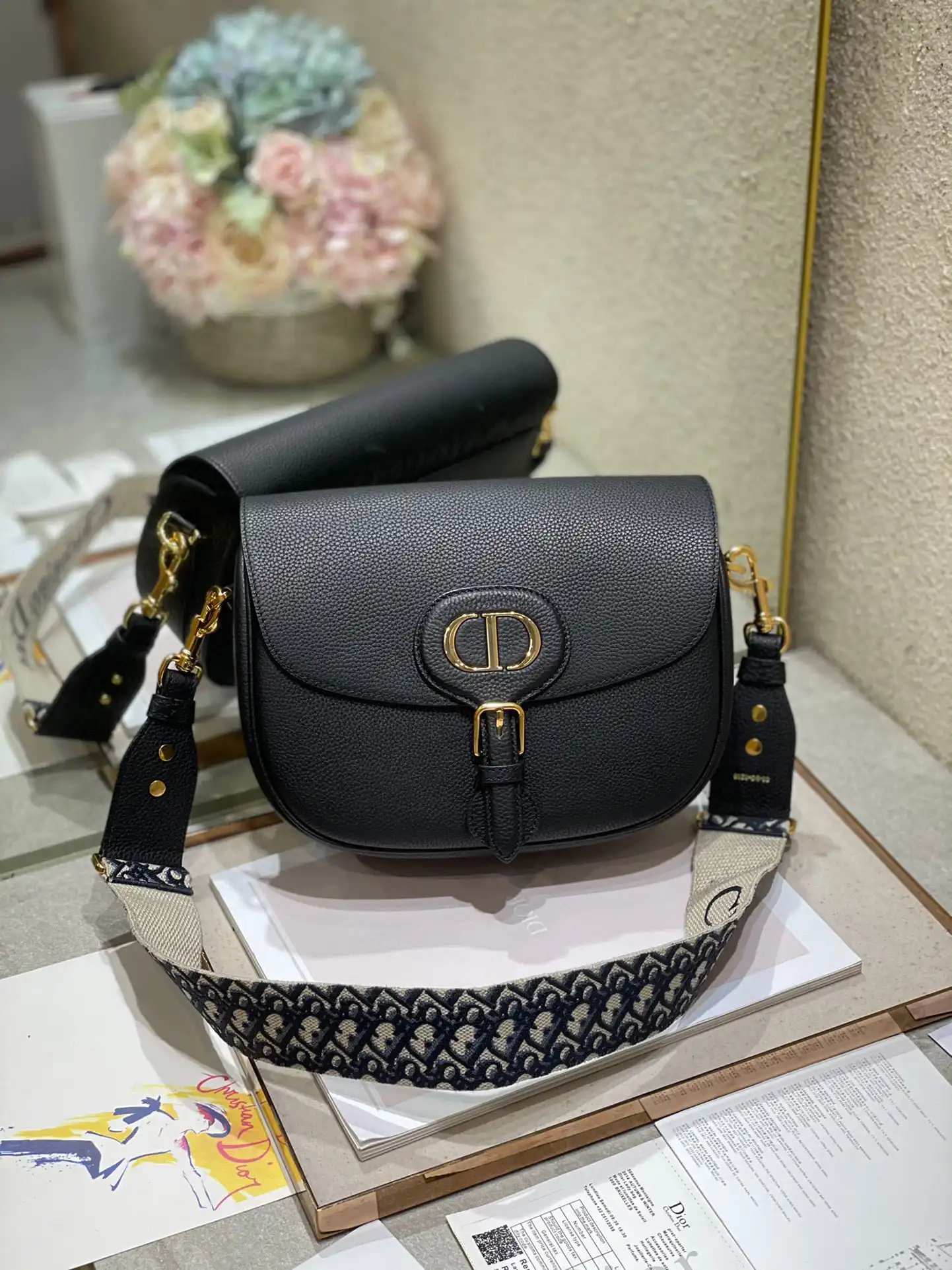 dior LARGE BOBBY BAG 0203