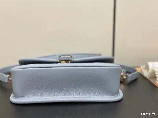 VUITTON CM LOUIS Nano Diane-19*10.5*6 0210