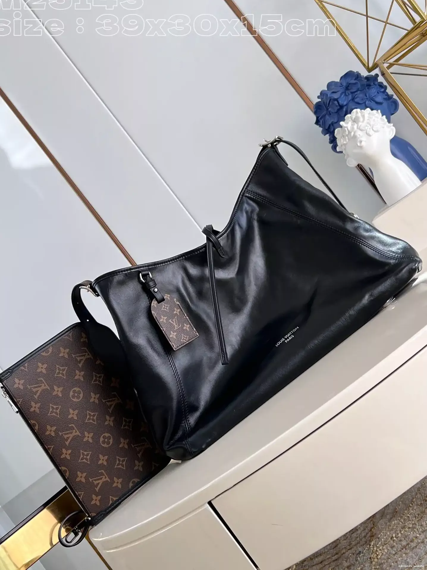 CarryAll 15cm LOUIS x x VUITTON 39 30 MM- 0207