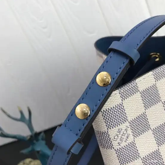 NEO Vuitton Louis NOE 0208