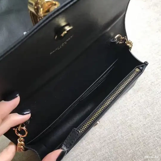 YSL KATE SMALL 0227