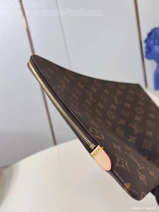 LOUIS JOUR-35*25*2cm POCHETTE VUITTON 0210