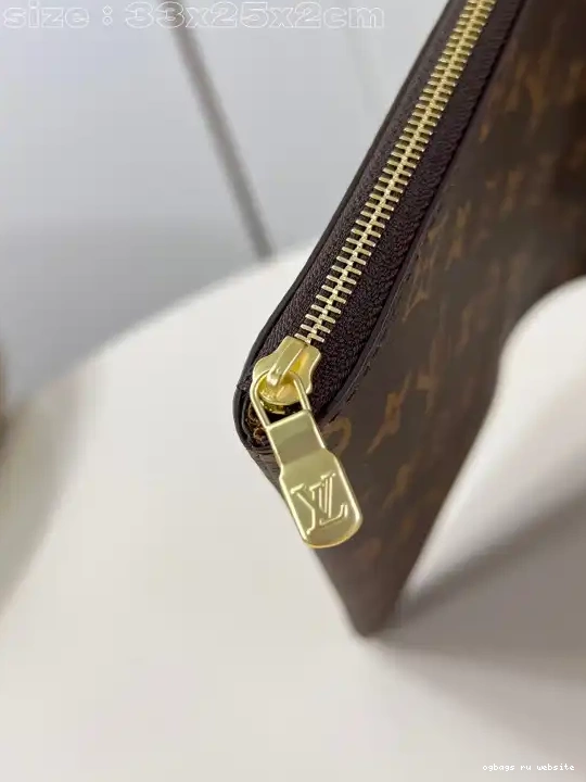 LOUIS JOUR-35*25*2cm POCHETTE VUITTON 0210