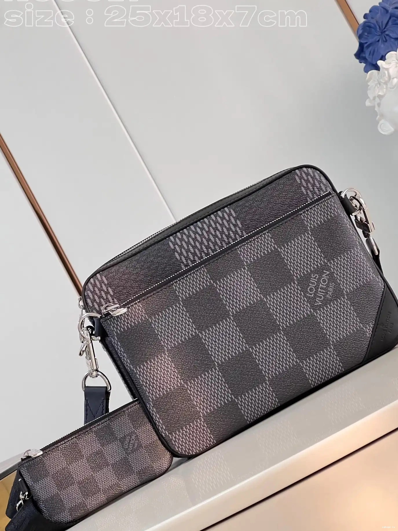 TRIO MESSENGER LOUIS VUITTON 0210