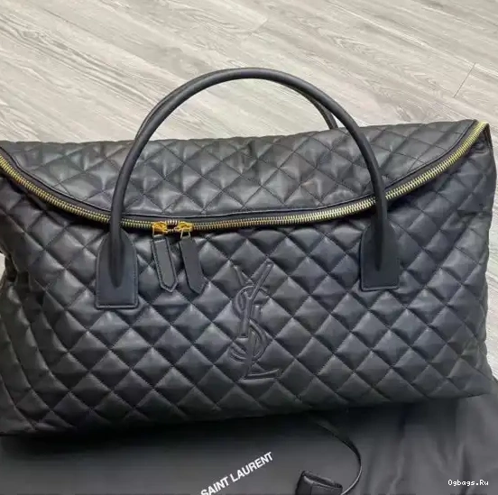 QUILTED LEATHER BAG TRAVEL IN YSL GIANT ES 0212