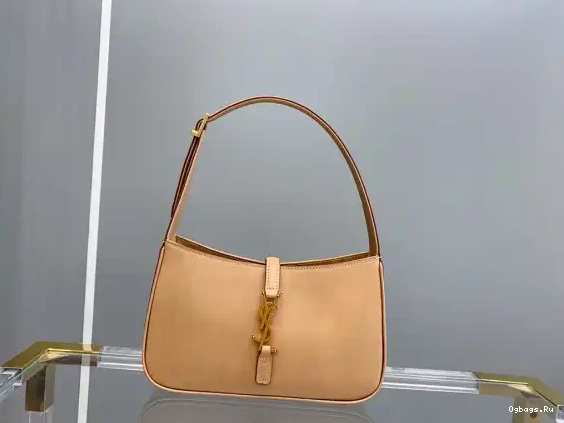 YSL BAG HOBO À 7 5 LE 0222