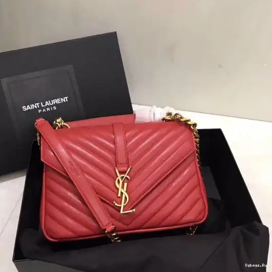 YSL MEDIUM COLLEGE 0217