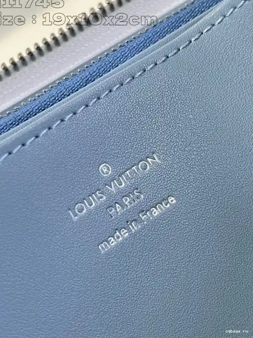 WALLET-10*20*2 cm VUITTON LOUIS ZIPPY 0211