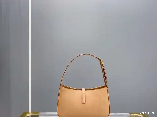 YSL BAG HOBO À 7 5 LE 0222