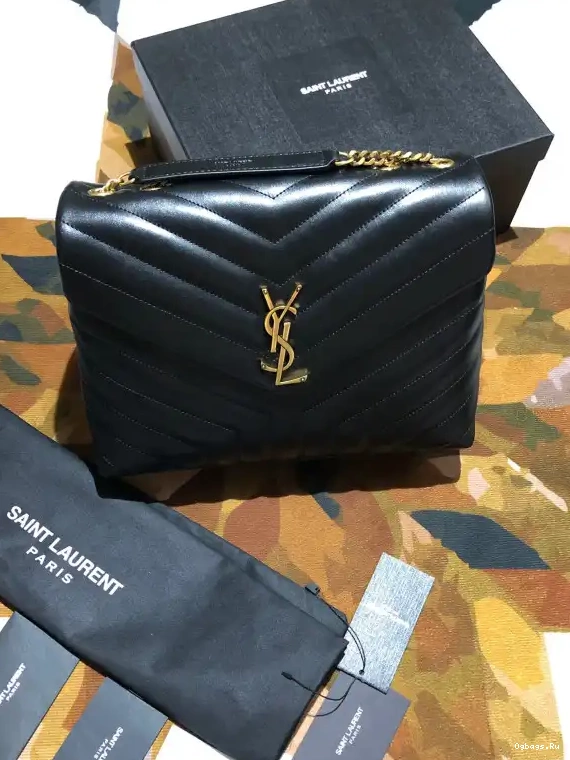 LOULOU YSL MEDIUM 0212