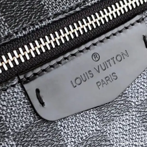 JOSH Vuitton Louis 0210