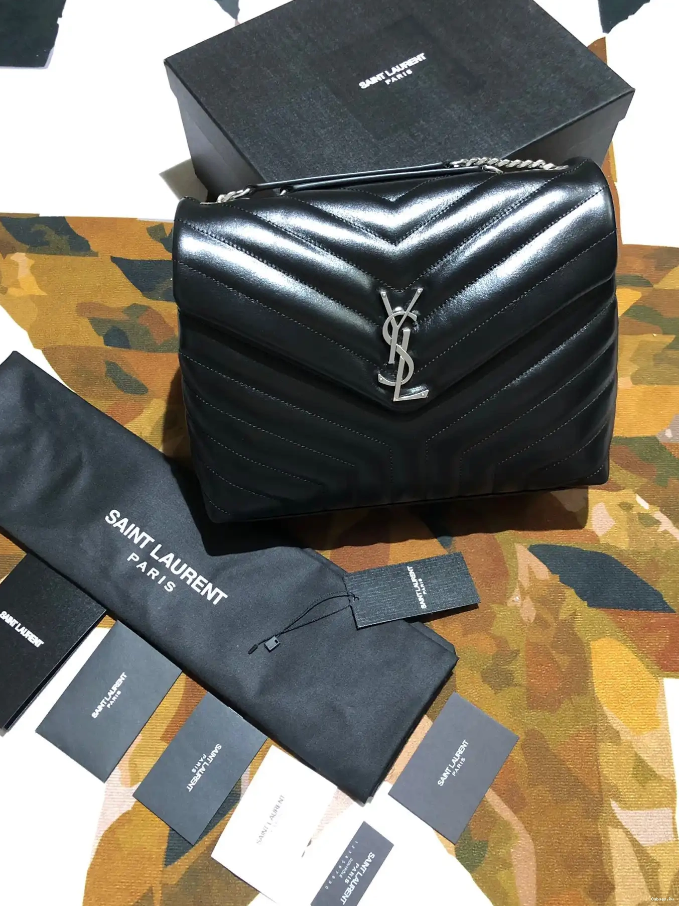 MEDIUM YSL LOULOU 0223