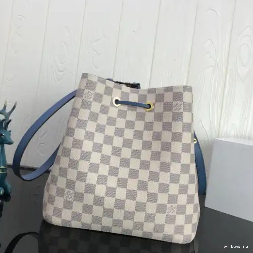 NEO Vuitton Louis NOE 0208