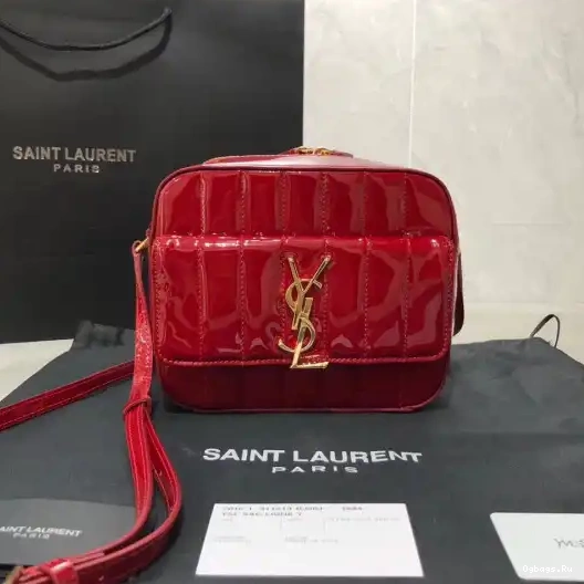 YSL leather Patent Vicky 0217