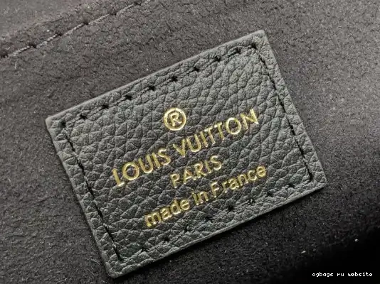 CHAIN VUITTON PM LOUIS LOCKME 0210