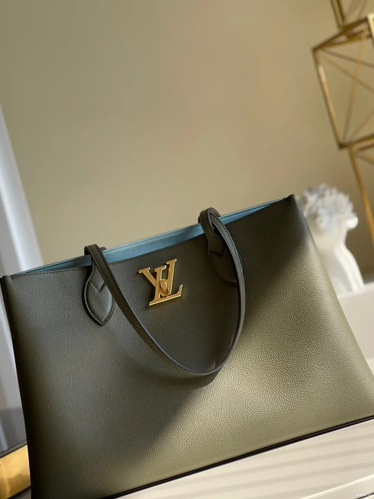 SHOPPER VUITTON LOUIS LOCKME 0208