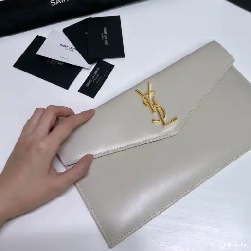 YSL UPTOWN POUCH 0217