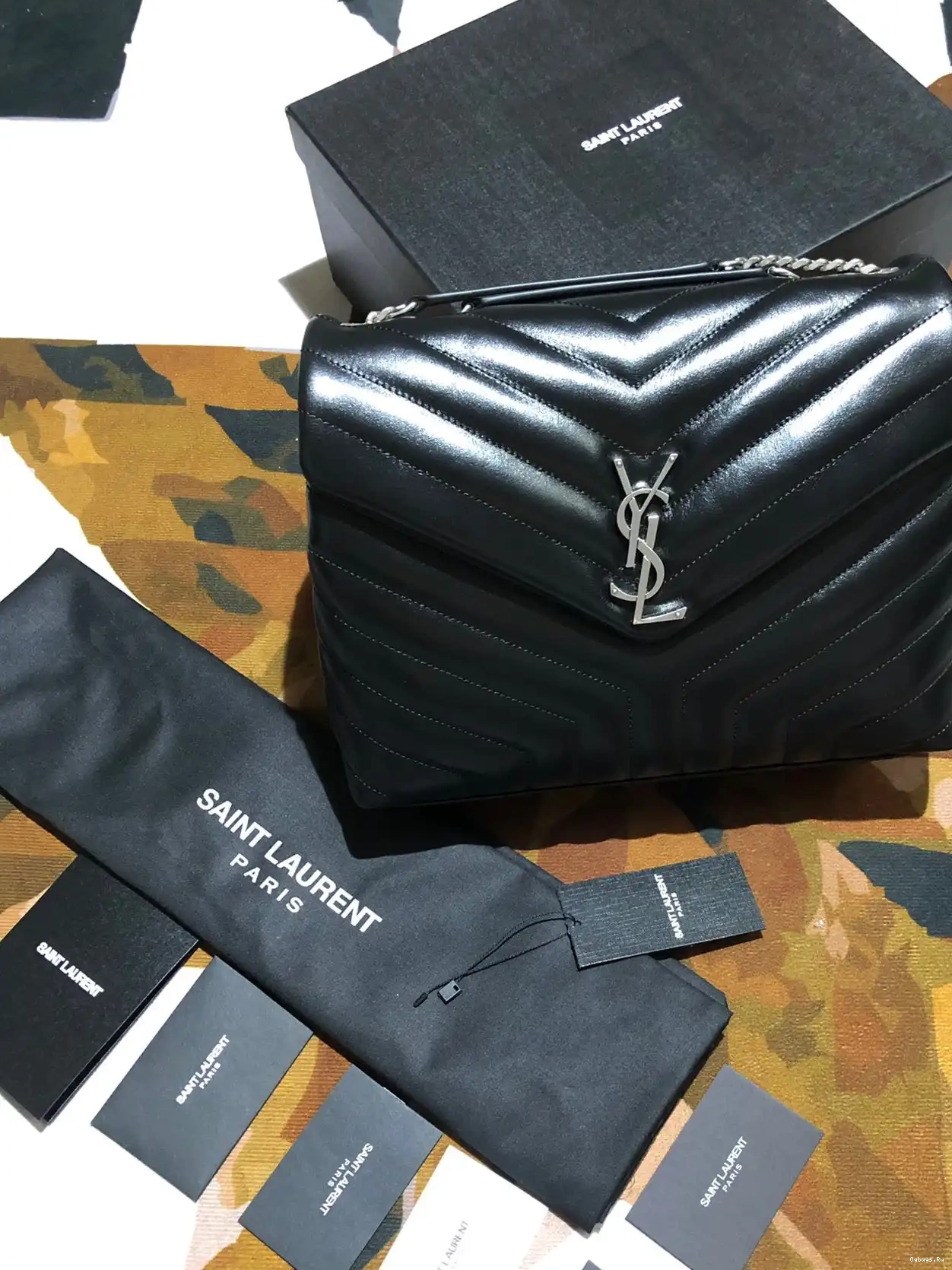 YSL LOULOU MEDIUM 0213