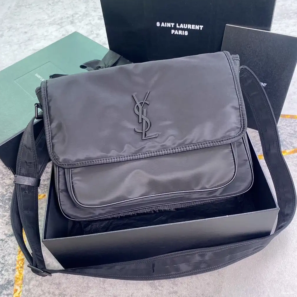 YSL MEDIUM NIKI 0226