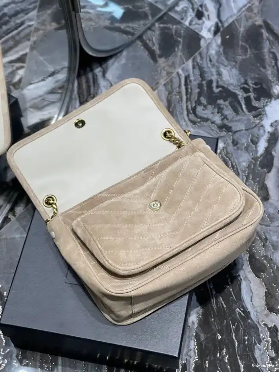 MEDIUM YSL NIKI 0225