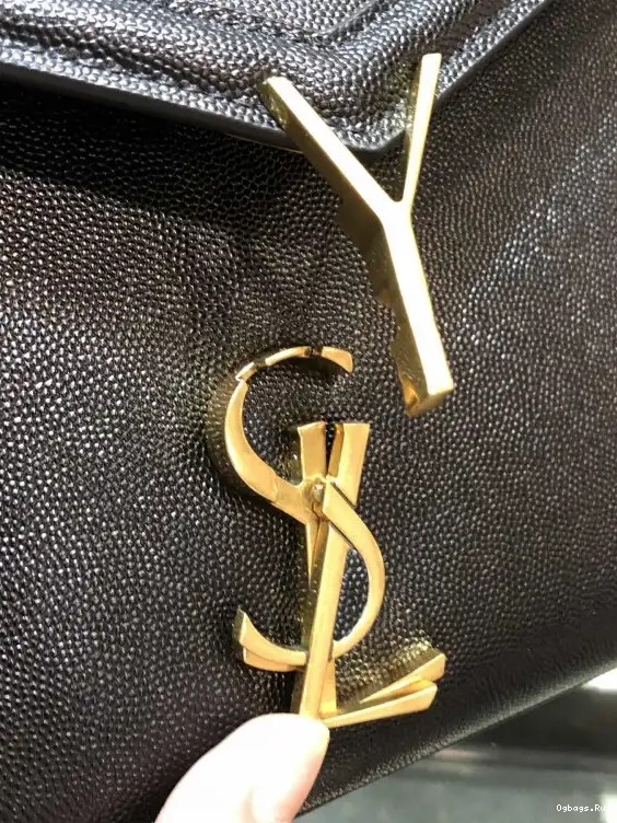 YSL BAG TOP CASSANDRA MEDIUM HANDLE 0220