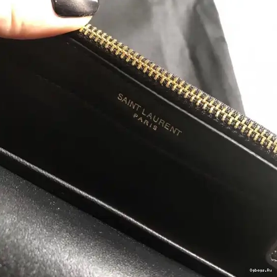 YSL KATE SMALL 0227