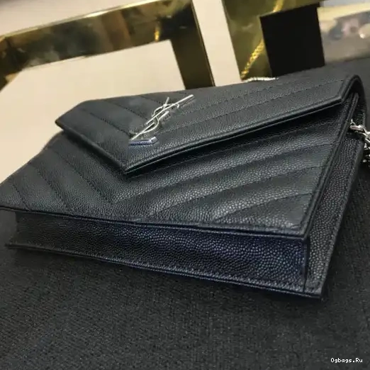 CASSANDRE CHAIN MATELASSÉ WALLET YSL 0221