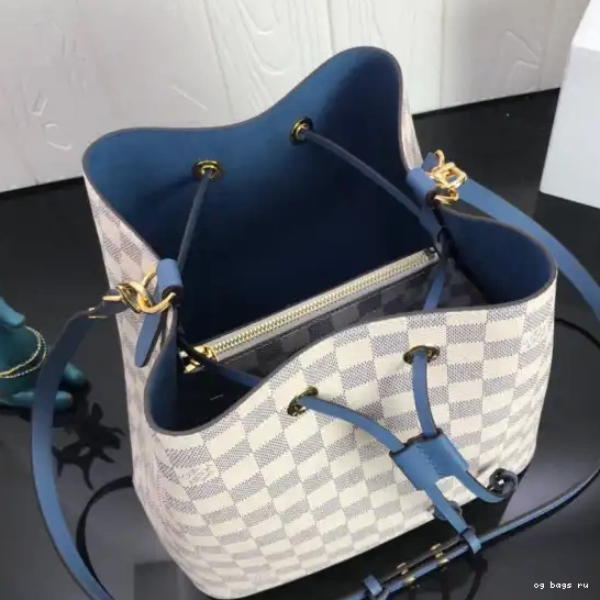 NEO Vuitton Louis NOE 0208