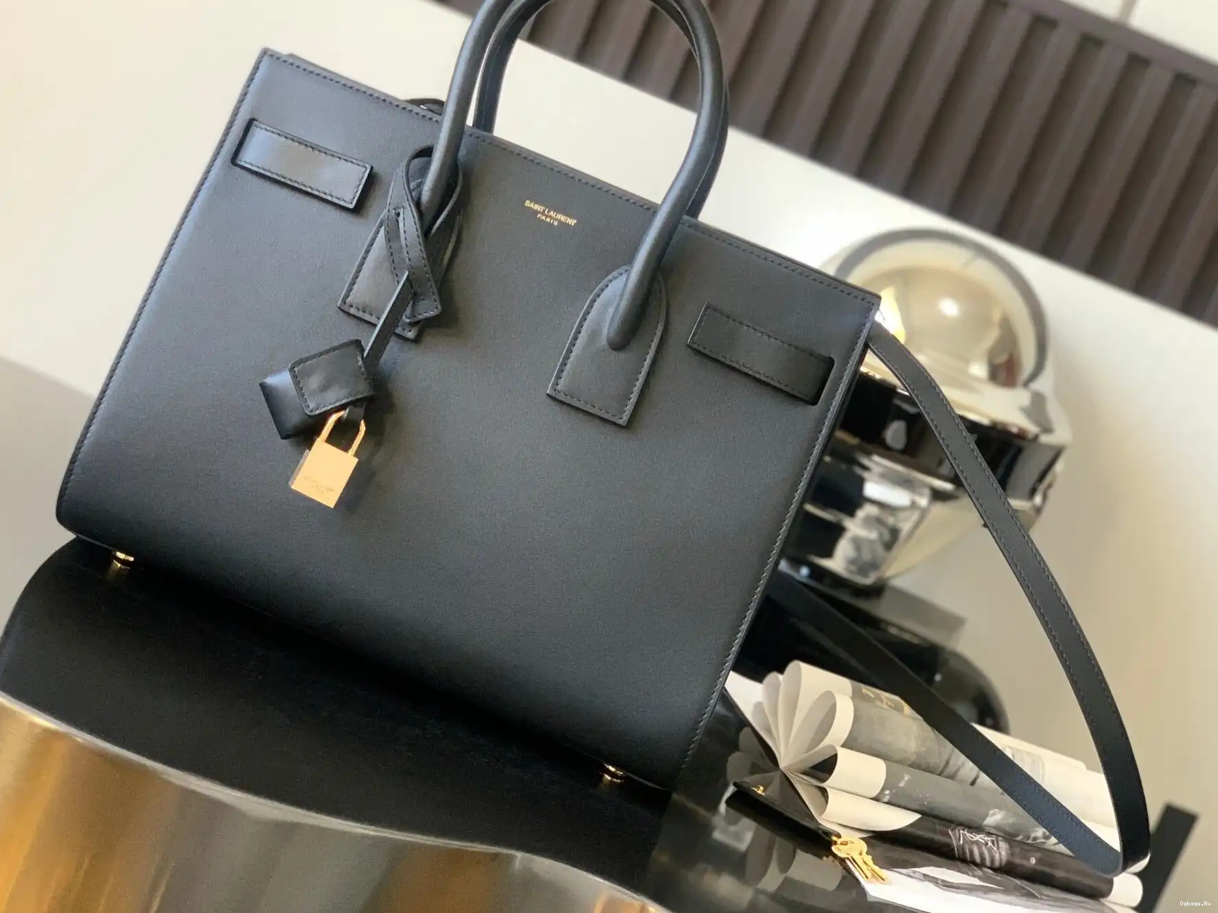 SAC SMOOTH DE YSL JOUR IN LEATHER BABY 0317