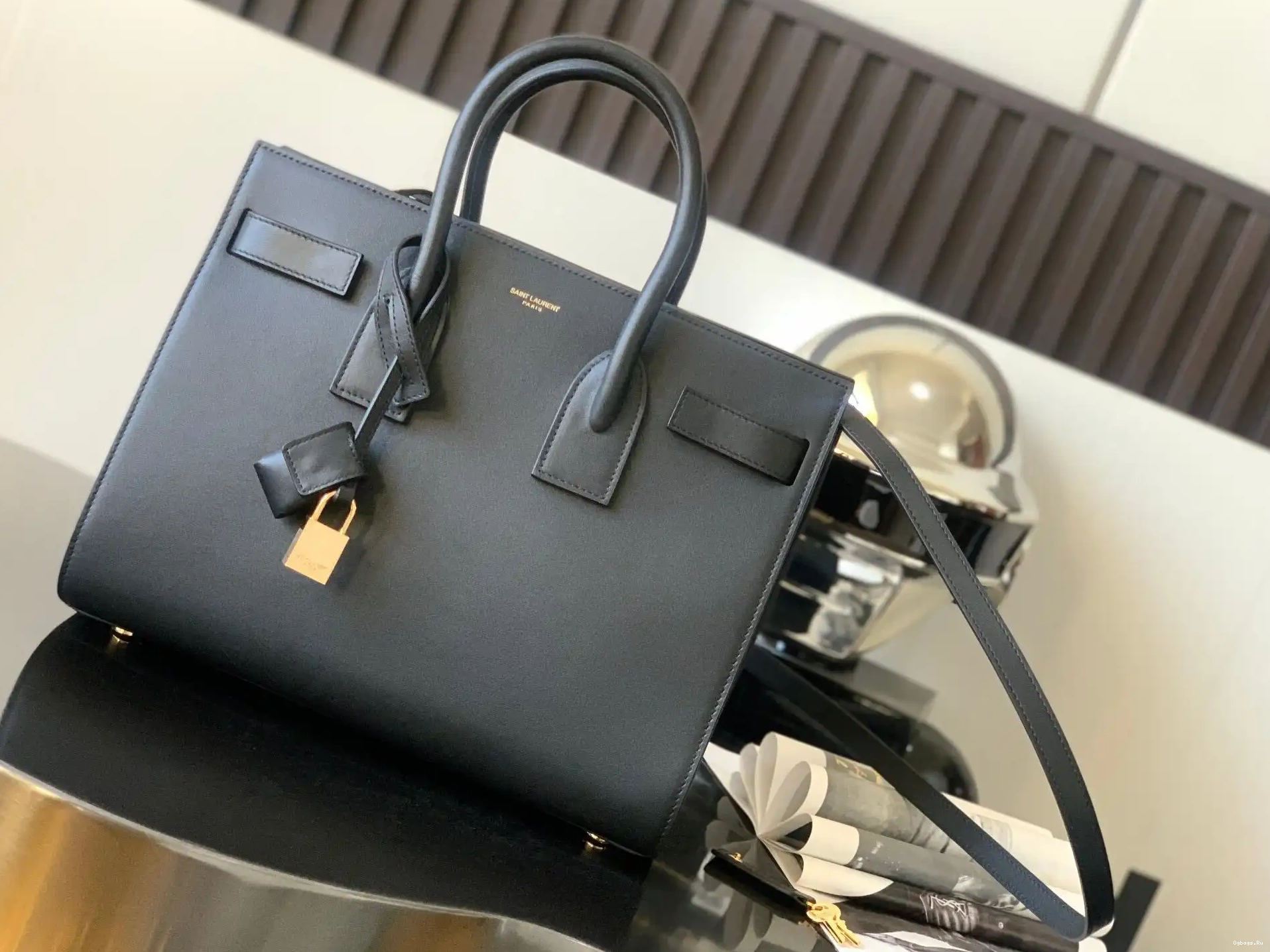 SAC SMOOTH DE YSL JOUR IN LEATHER BABY 0317