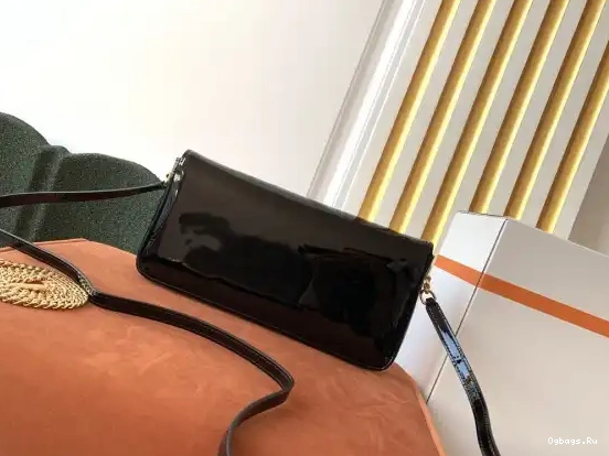 YSL 99 KATE 0321